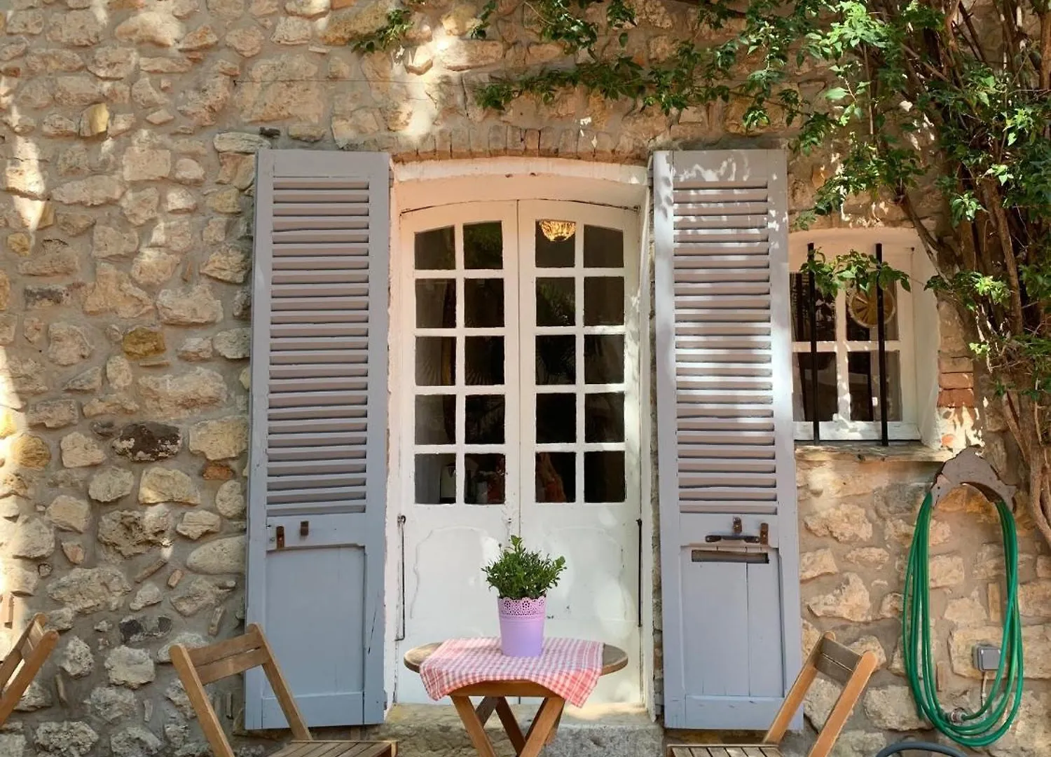 La Cle De La Porte B&B Antibes Frankrijk