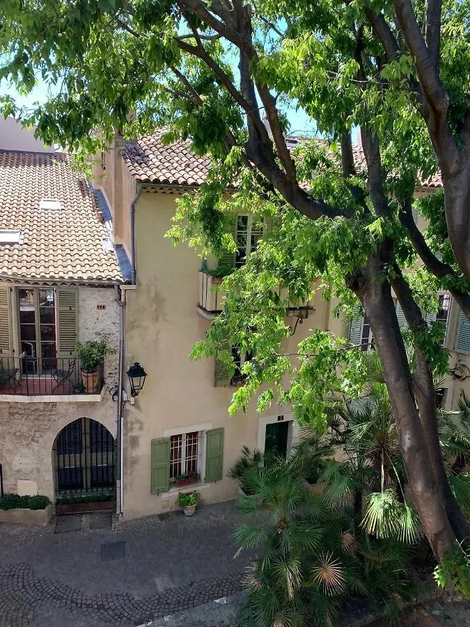 La Cle De La Porte B&B Antibes Bed & Breakfast